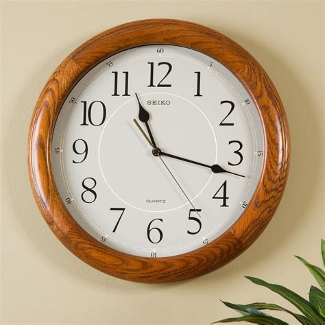 quiet sweep quartz clock